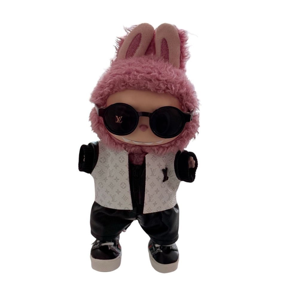 Labubu clothes Stylish black, white and gray outfit for Pop marts Labubu doll